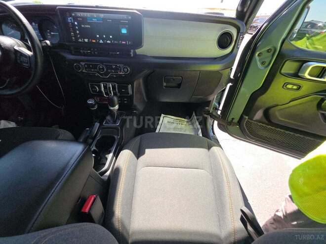 Jeep Wrangler-8