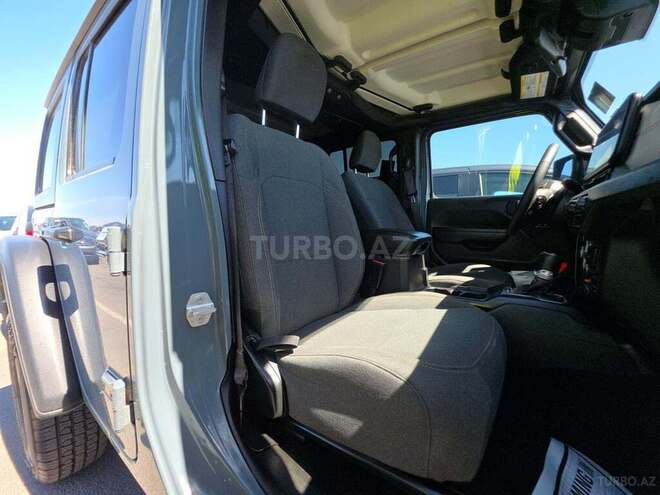 Jeep Wrangler-7