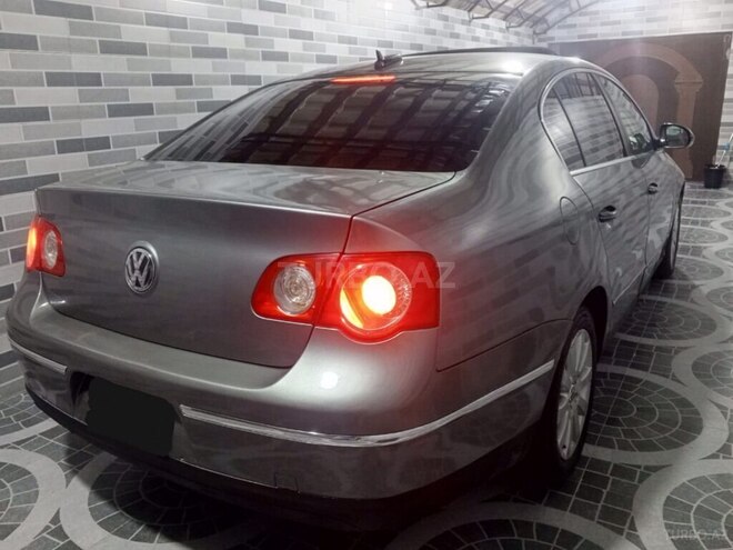 Volkswagen Passat-8