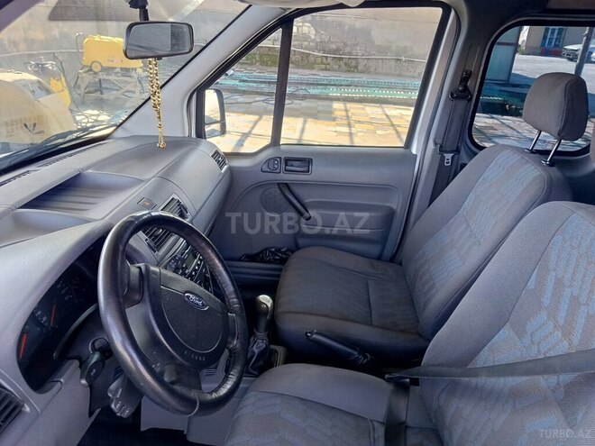 Ford Tourneo Connect-4