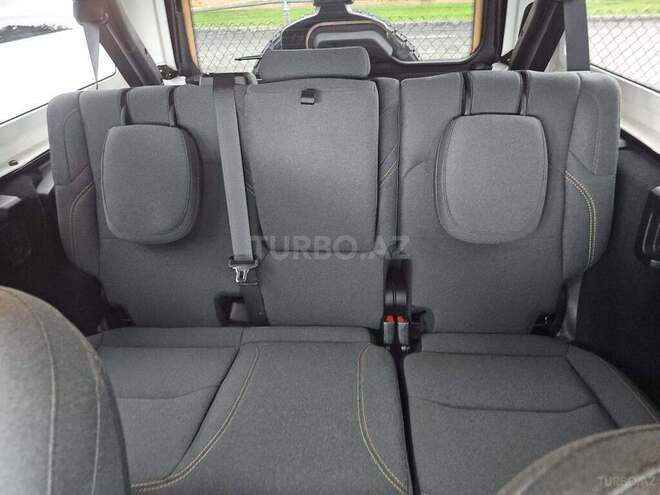 Jeep Wrangler-9