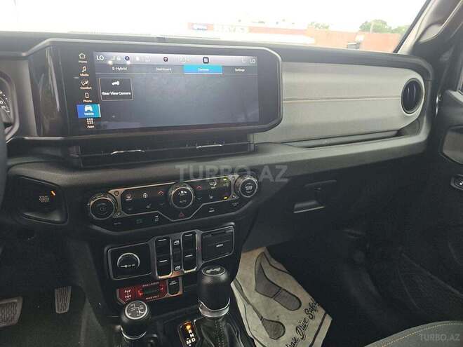 Jeep Wrangler-5