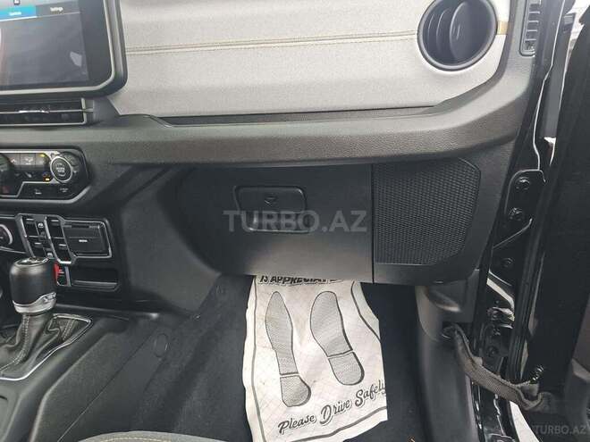 Jeep Wrangler-8