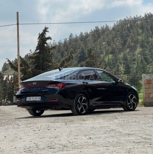 Hyundai Elantra-5