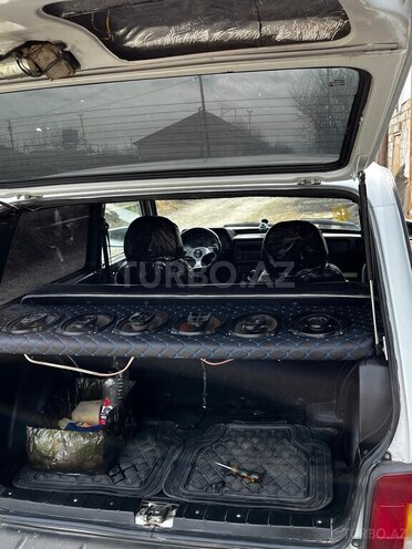 LADA (VAZ) Niva-6