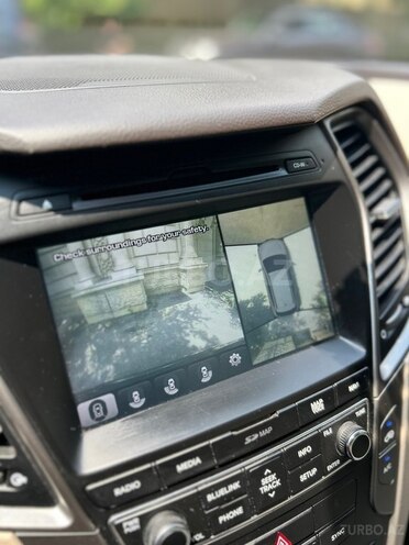 Hyundai Santa Fe-14