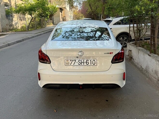 MG GT-5