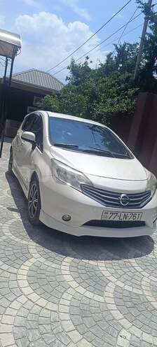Nissan Note-3