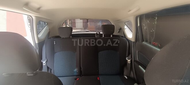 Nissan Note-10
