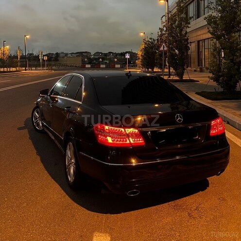 Mercedes E 350-2