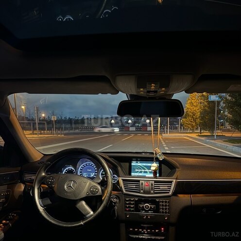 Mercedes E 350-3