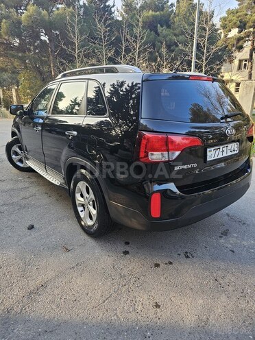Kia Sorento-8