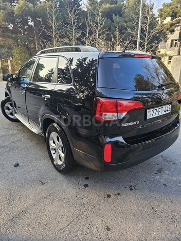Kia Sorento-2