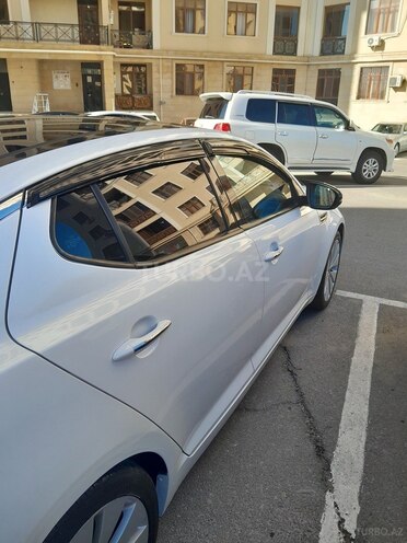 Kia Optima-12