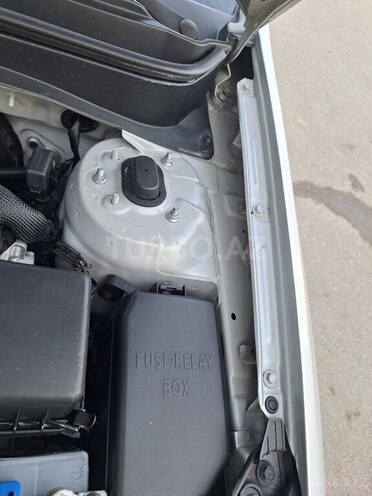 Kia Rio-12