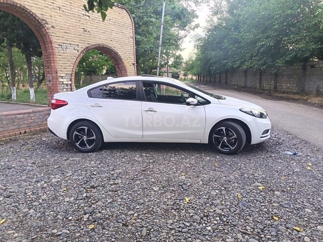 Kia Cerato-3
