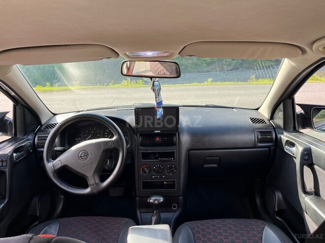 Opel Astra-18