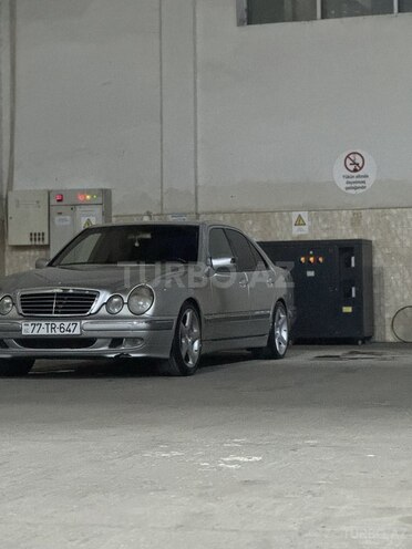 Mercedes E 240-6