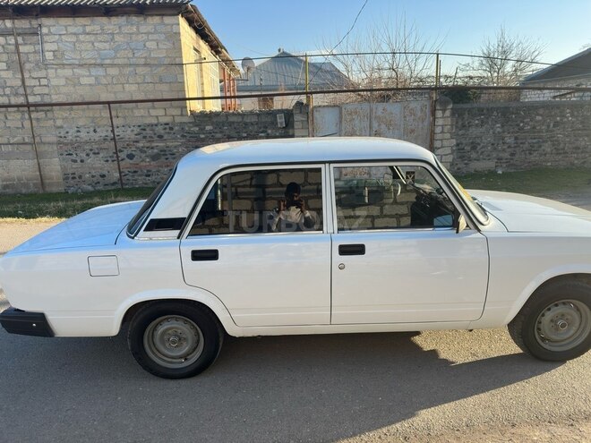 LADA (VAZ) 2107-3