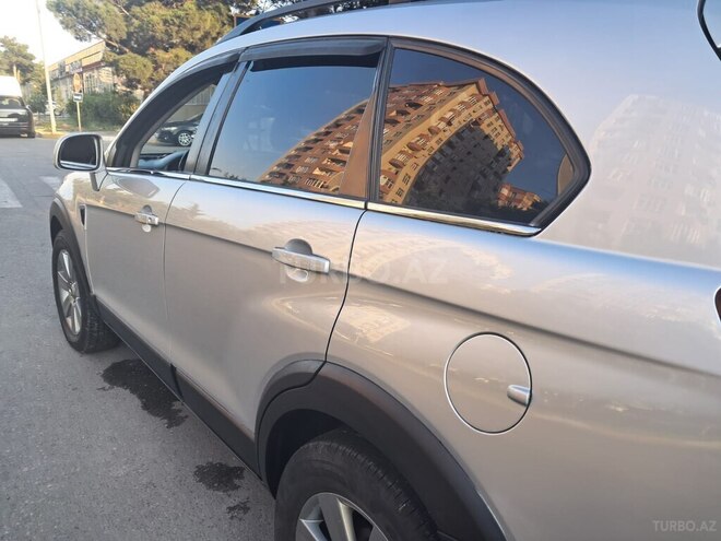 Chevrolet Captiva-21