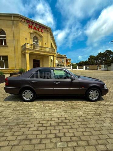 Mercedes C 220-6