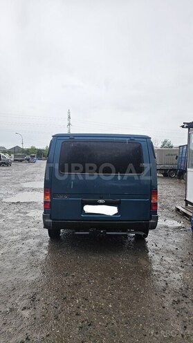 Ford Transit-7