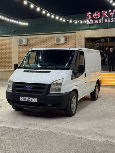 Ford Transit-5