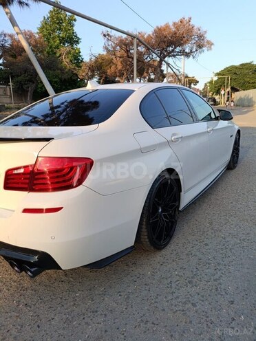 BMW 528-7