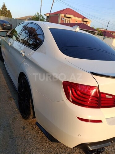BMW 528-8