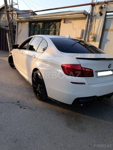 BMW 528-9