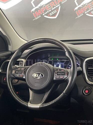 Kia Sorento-16