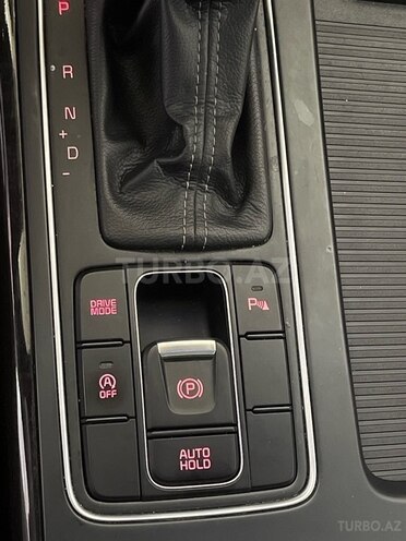Kia Sorento-19