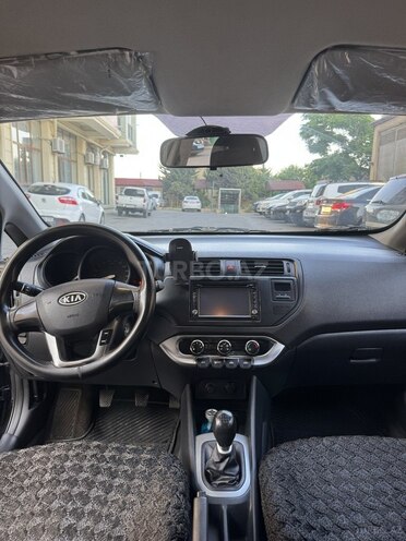 Kia Rio-3