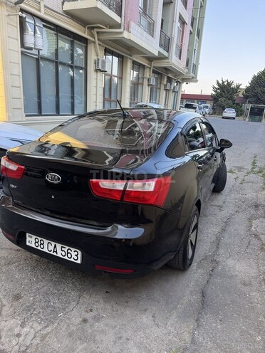 Kia Rio-8