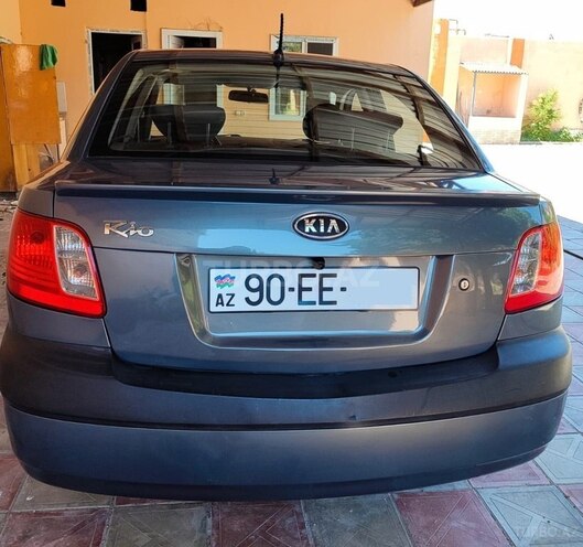 Kia Rio-2