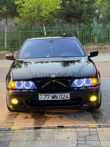 BMW 528-8
