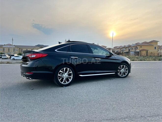 Hyundai Sonata-14