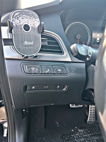 Hyundai Sonata-9