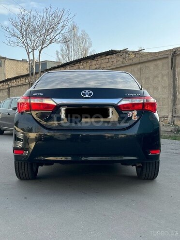 Toyota Corolla-4