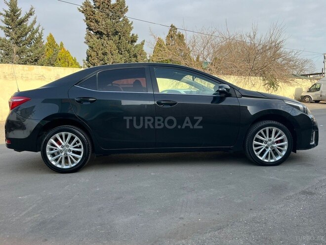 Toyota Corolla-5