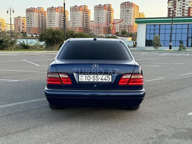 Mercedes E 280-4
