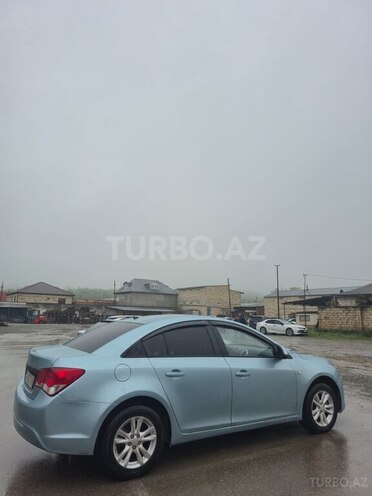 Chevrolet Cruze-6