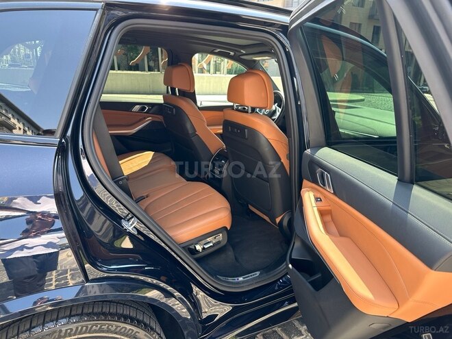 BMW X5-8