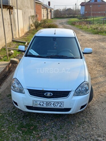 LADA (VAZ) Priora-1