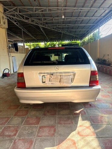Mercedes C 180-4