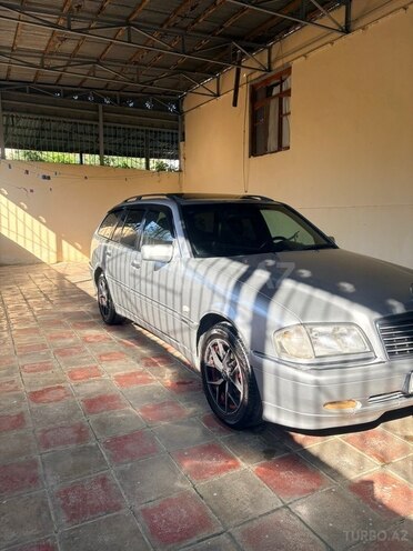 Mercedes C 180-2