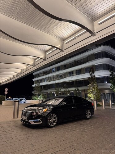 Hyundai Sonata-1