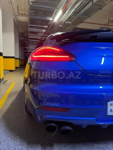 Porsche Panamera GTS-6