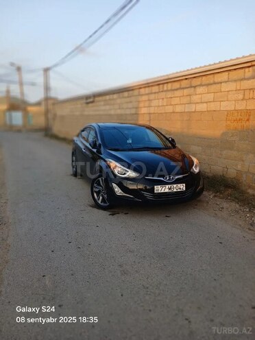 Hyundai Elantra-18
