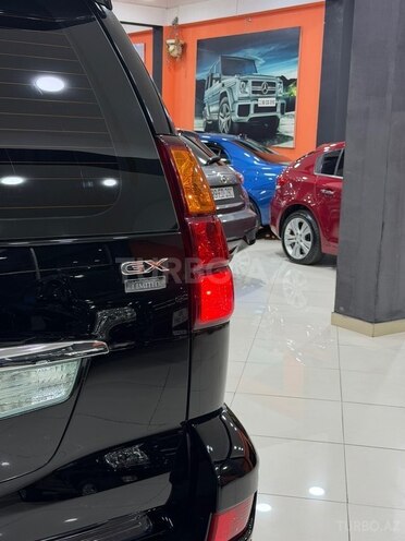 Toyota Land Cruiser Prado-8